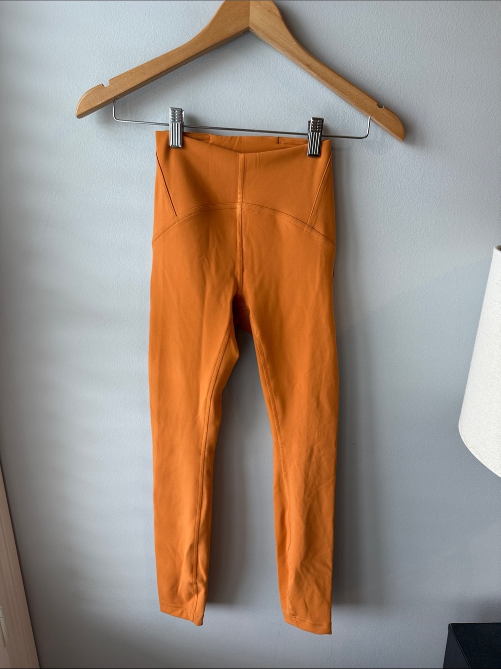 Lululemon InStill High-Rise Tight 25” in Autumn Orange - Picture 5 of 11